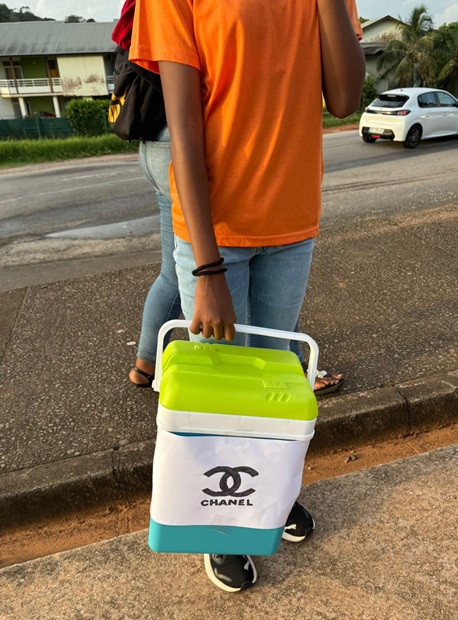 Glacière Chanel — Journée sans sac